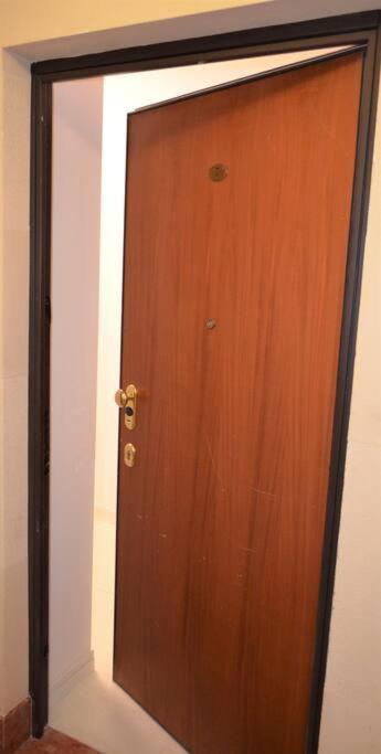 Luxury Apartment With A Balcony And View In Riga Old Town 외부 사진
