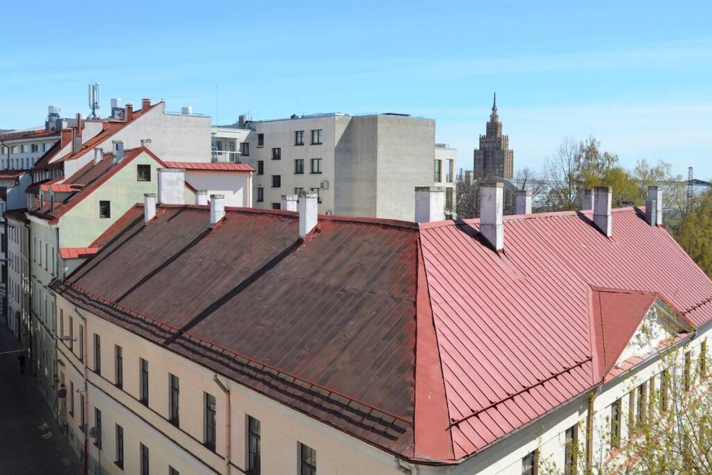 Luxury Apartment With A Balcony And View In Riga Old Town 외부 사진
