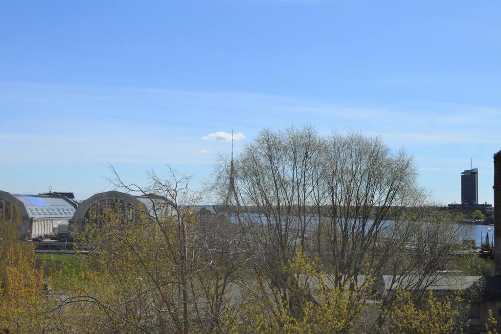 Luxury Apartment With A Balcony And View In Riga Old Town 외부 사진