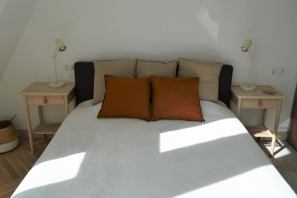 Luxury Apartment With A Balcony And View In Riga Old Town 외부 사진
