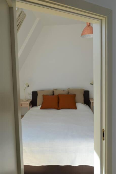 Luxury Apartment With A Balcony And View In Riga Old Town 외부 사진